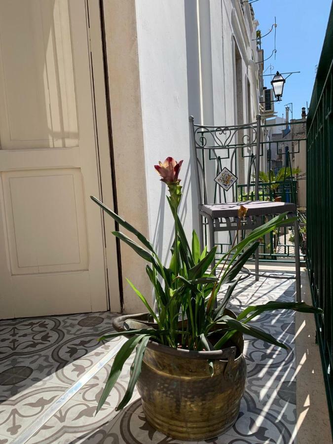 Fiori Catene Tra Le Torri Conversano Eksteriør billede